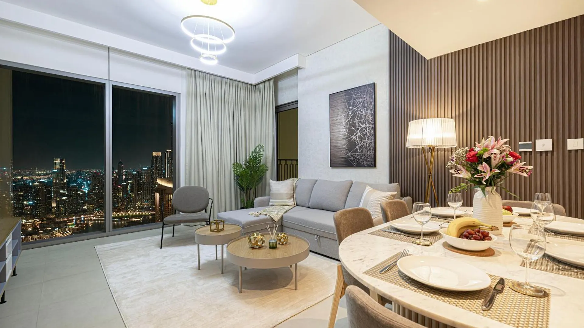 Premium 2 Bedroom High-Floor Apartment Offering Spectacular Burj Khalifa & Fountain Views, Steps Away From Dubai Mall - Downtown Dubai By Stayfinity - Max 8 Guests