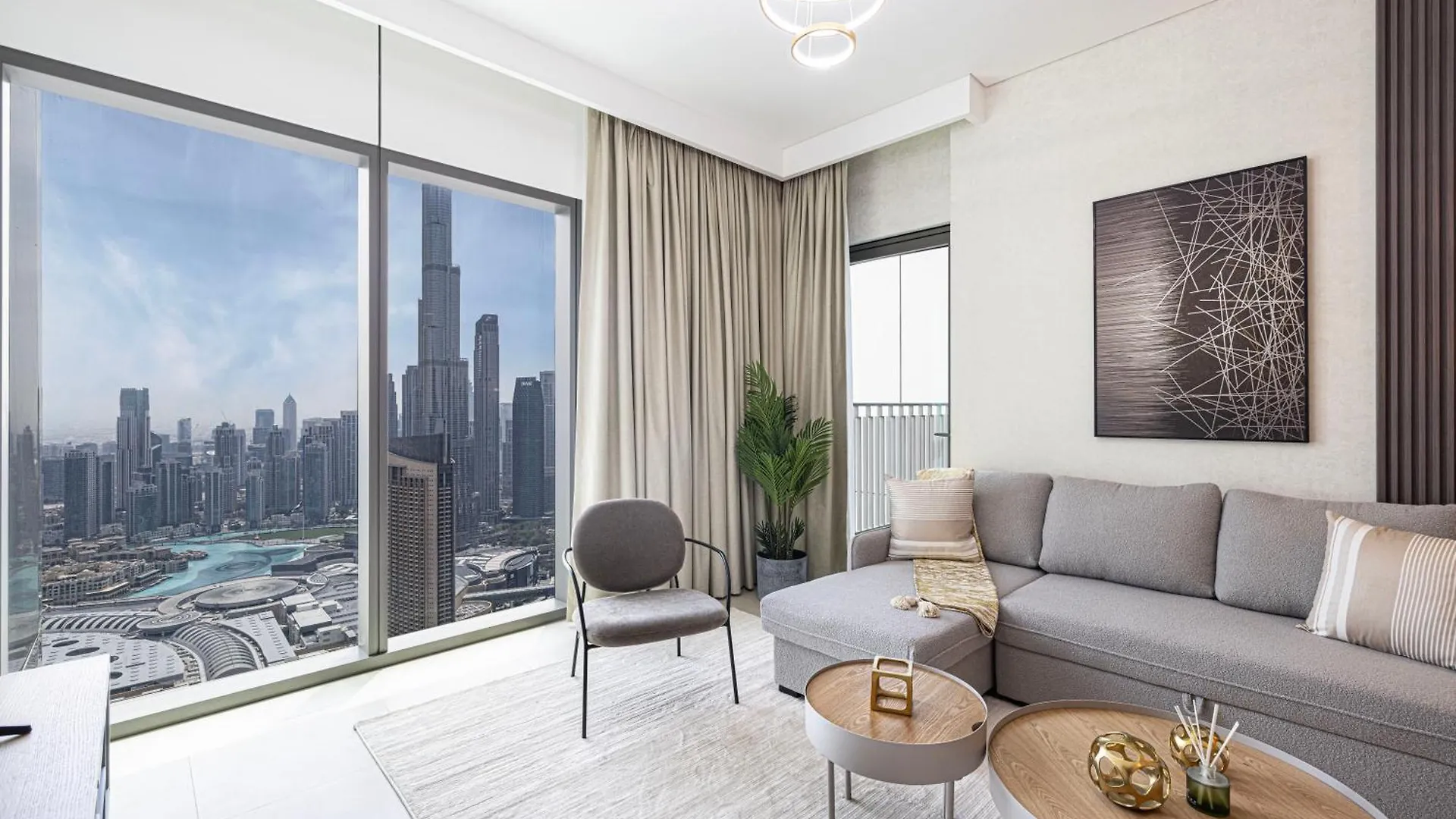 Premium 2 Bedroom High-Floor Apartment Offering Spectacular Burj Khalifa & Fountain Views, Steps Away From Dubai Mall - Downtown Dubai By Stayfinity - Max 8 Guests 0*,